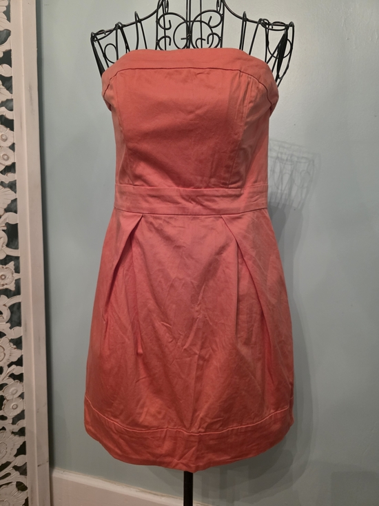 French Connection Dresses & Skirts - French Connection Strapless Coral Dress